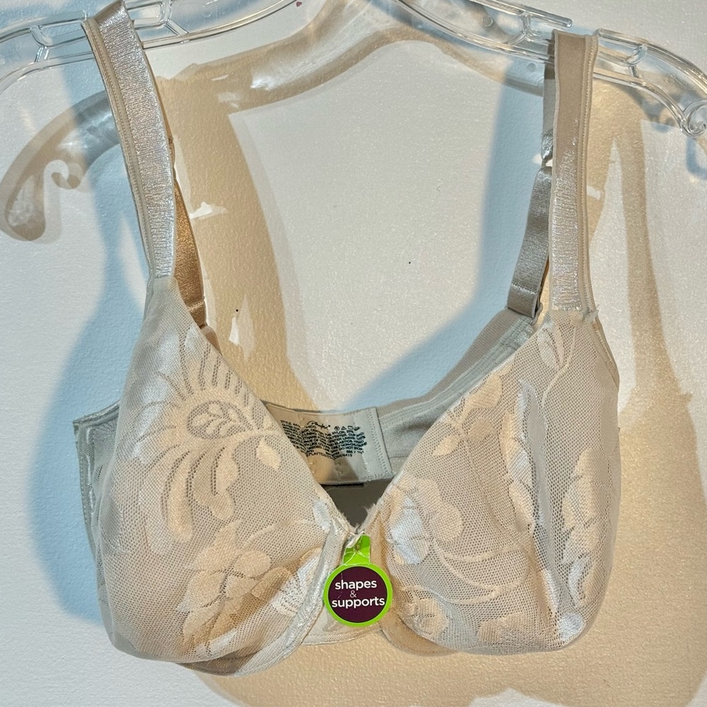 Playtex Full Figure Full Support Seamless Shaping Jacquard Underwire style 4419